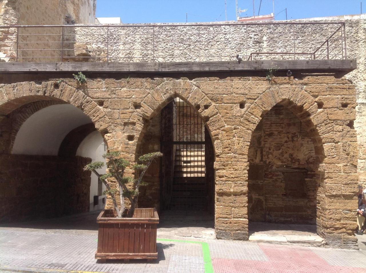 Casa La Muralla MEDIEVAL by Cadiz4Rentals Esterno foto